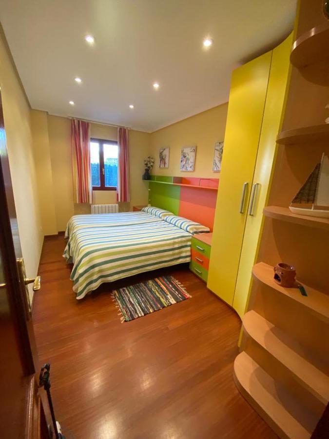 Apartamento En Complejo Residencial Rovacias Comillas Exterior foto